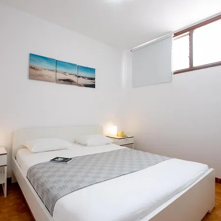 Cris Diamond 1 * Los Cristianos